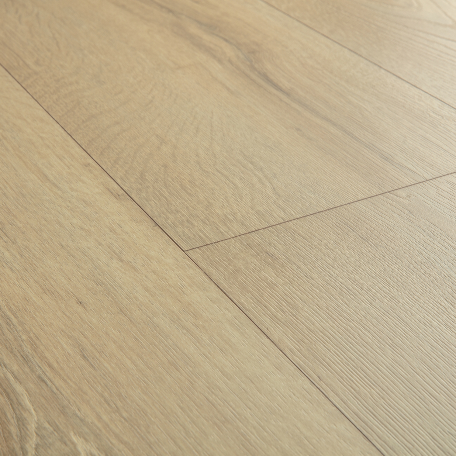 картинка Quick-Step Classic Plus Hydro CLH 4084 Дуб бежевый рустикальный от магазина Дока